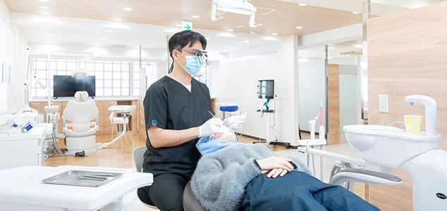 口腔外科専門医による治療